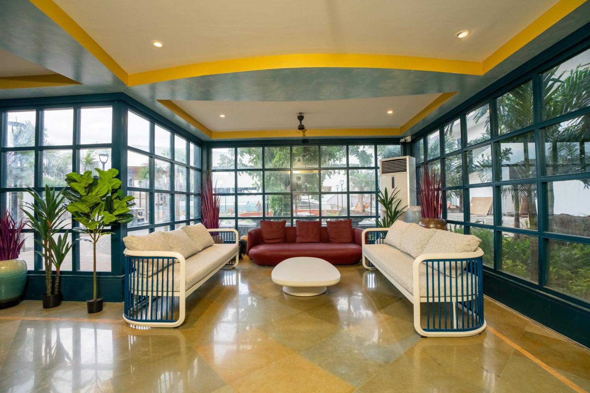צ'נאי Mstays Ecr By Mirabilis Hotel מראה חיצוני תמונה