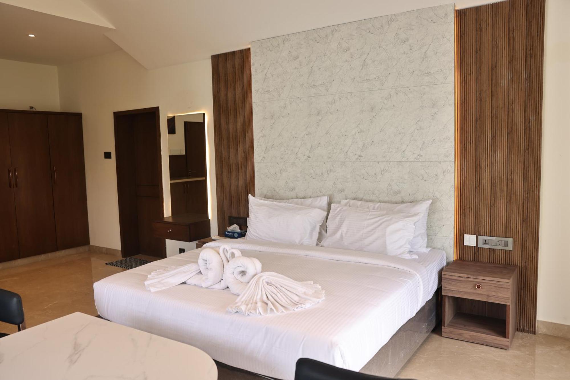 צ'נאי Mstays Ecr By Mirabilis Hotel מראה חיצוני תמונה